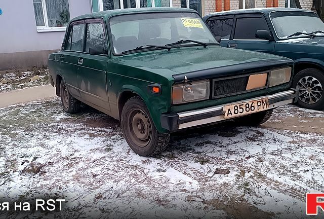 Зелений ВАЗ 2105, об'ємом двигуна 1.5 л та пробігом 110 тис. км за 1000 $, фото 1 на Automoto.ua