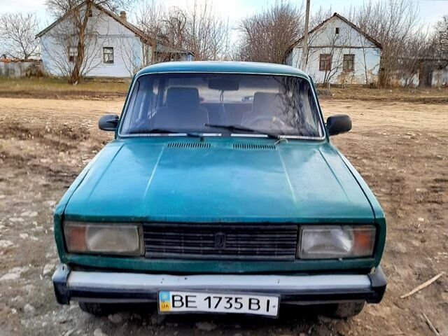 Зеленый ВАЗ 2105, объемом двигателя 1.3 л и пробегом 255 тыс. км за 500 $, фото 1 на Automoto.ua