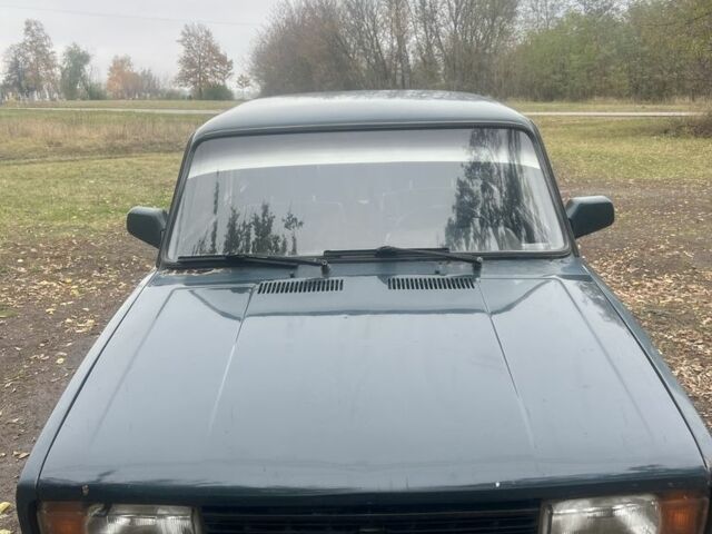 Зеленый ВАЗ 2105, объемом двигателя 1.5 л и пробегом 100 тыс. км за 572 $, фото 1 на Automoto.ua