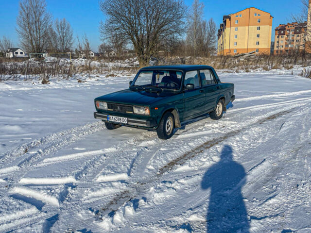 Зеленый ВАЗ 2105, объемом двигателя 1.4 л и пробегом 290 тыс. км за 800 $, фото 1 на Automoto.ua