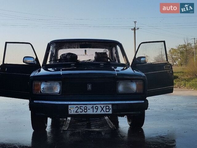 Зеленый ВАЗ 2105, объемом двигателя 1.5 л и пробегом 150 тыс. км за 850 $, фото 1 на Automoto.ua