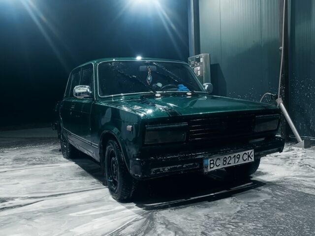 Зеленый ВАЗ 2105, объемом двигателя 1.3 л и пробегом 395 тыс. км за 900 $, фото 1 на Automoto.ua