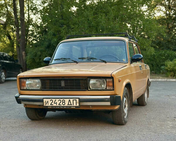 Оранжевый ВАЗ 2105, объемом двигателя 0 л и пробегом 168 тыс. км за 900 $, фото 1 на Automoto.ua