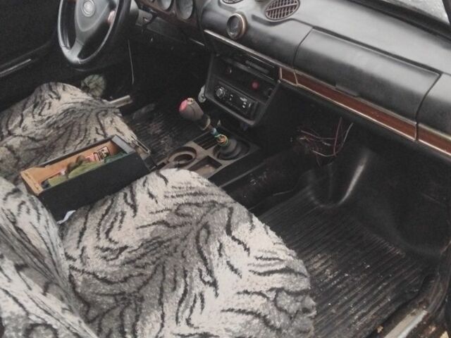 Белый ВАЗ 2106, объемом двигателя 0 л и пробегом 120 тыс. км за 582 $, фото 1 на Automoto.ua