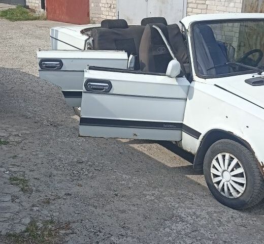 Белый ВАЗ 2106, объемом двигателя 0 л и пробегом 65 тыс. км за 480 $, фото 1 на Automoto.ua