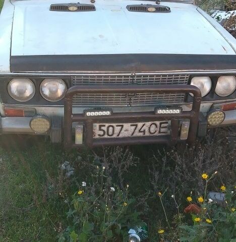 Белый ВАЗ 2106, объемом двигателя 0 л и пробегом 100 тыс. км за 500 $, фото 1 на Automoto.ua