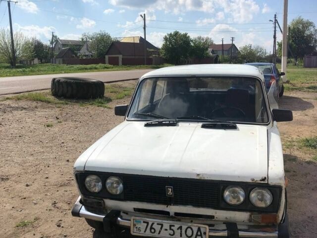 Белый ВАЗ 2106, объемом двигателя 1.3 л и пробегом 200 тыс. км за 400 $, фото 1 на Automoto.ua