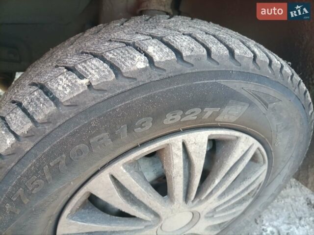 Белый ВАЗ 2106, объемом двигателя 0 л и пробегом 76 тыс. км за 400 $, фото 1 на Automoto.ua