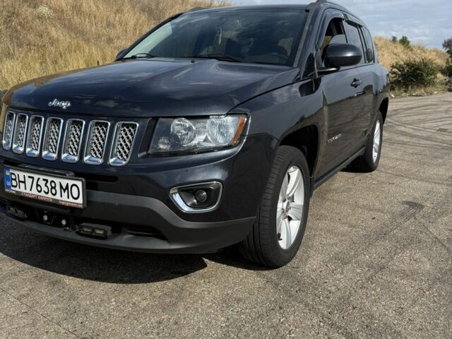 Белый ВАЗ 2106, объемом двигателя 1.3 л и пробегом 120 тыс. км за 803 $, фото 1 на Automoto.ua