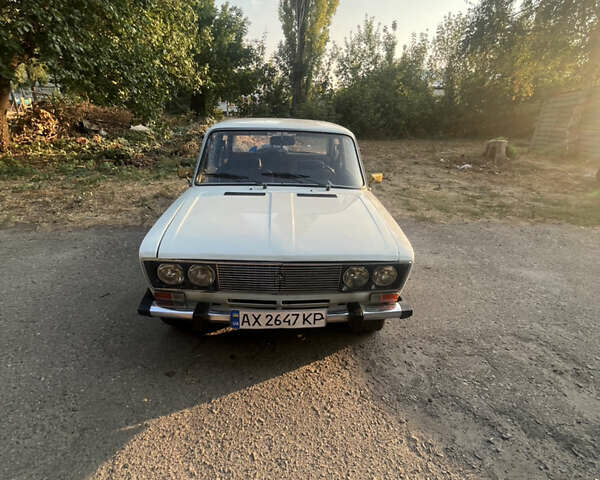 Белый ВАЗ 2106, объемом двигателя 1.57 л и пробегом 300 тыс. км за 1150 $, фото 1 на Automoto.ua