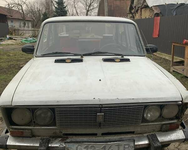 Белый ВАЗ 2106, объемом двигателя 0 л и пробегом 100 тыс. км за 500 $, фото 1 на Automoto.ua