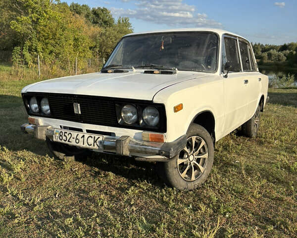 Белый ВАЗ 2106, объемом двигателя 0 л и пробегом 65 тыс. км за 550 $, фото 1 на Automoto.ua