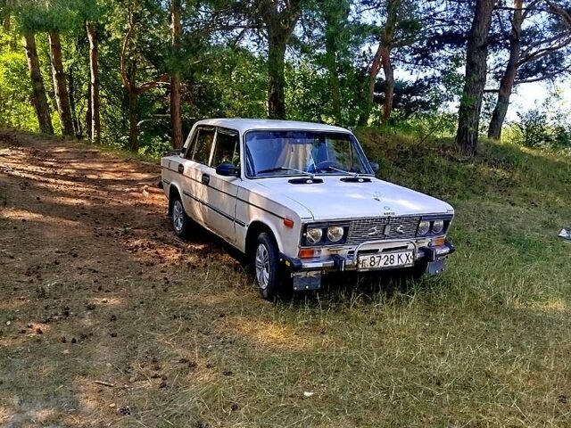 Белый ВАЗ 2106, объемом двигателя 1.3 л и пробегом 0 тыс. км за 1000 $, фото 1 на Automoto.ua