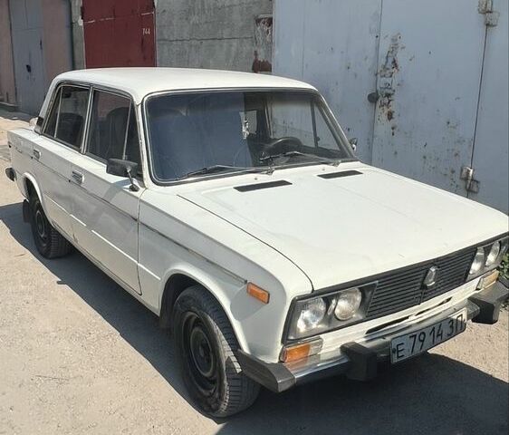 Белый ВАЗ 2106, объемом двигателя 1.3 л и пробегом 500 тыс. км за 599 $, фото 1 на Automoto.ua