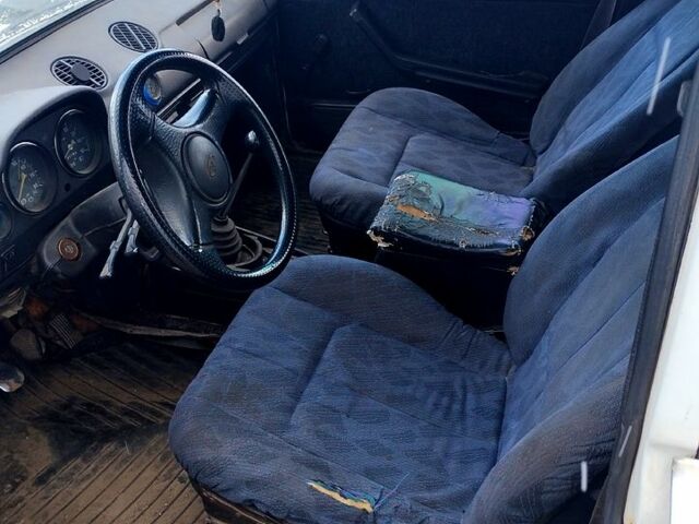 Білий ВАЗ 2106, об'ємом двигуна 1.2 л та пробігом 100 тис. км за 400 $, фото 1 на Automoto.ua