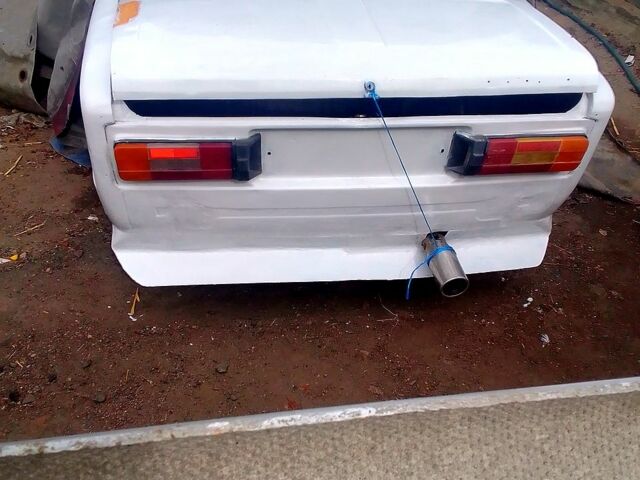 Белый ВАЗ 2106, объемом двигателя 1.5 л и пробегом 0 тыс. км за 500 $, фото 1 на Automoto.ua