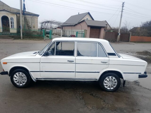 Белый ВАЗ 2106, объемом двигателя 1.6 л и пробегом 200 тыс. км за 650 $, фото 1 на Automoto.ua