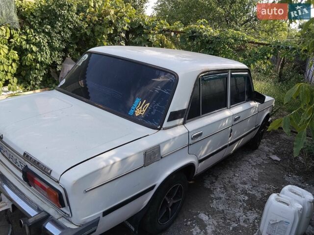 Белый ВАЗ 2106, объемом двигателя 1.3 л и пробегом 300 тыс. км за 1100 $, фото 1 на Automoto.ua