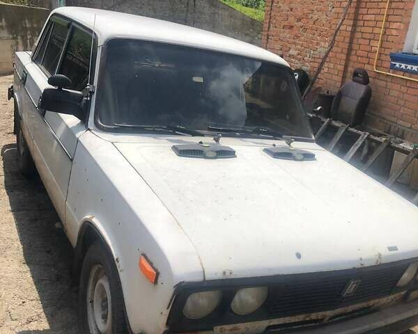 Белый ВАЗ 2106, объемом двигателя 1.3 л и пробегом 300 тыс. км за 431 $, фото 1 на Automoto.ua