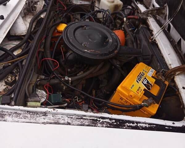 Белый ВАЗ 2106, объемом двигателя 1.5 л и пробегом 250 тыс. км за 1100 $, фото 1 на Automoto.ua