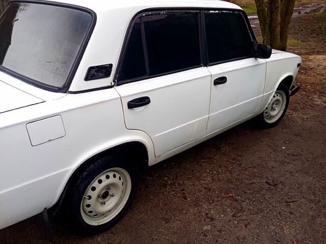 Білий ВАЗ 2106, об'ємом двигуна 1.5 л та пробігом 55 тис. км за 1000 $, фото 1 на Automoto.ua