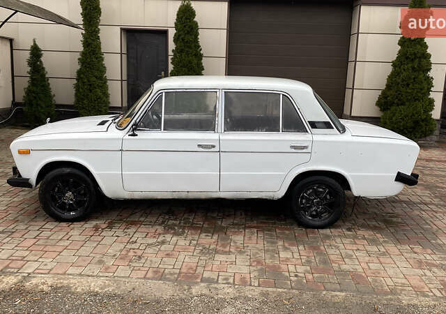 Белый ВАЗ 2106, объемом двигателя 1.45 л и пробегом 90 тыс. км за 700 $, фото 1 на Automoto.ua