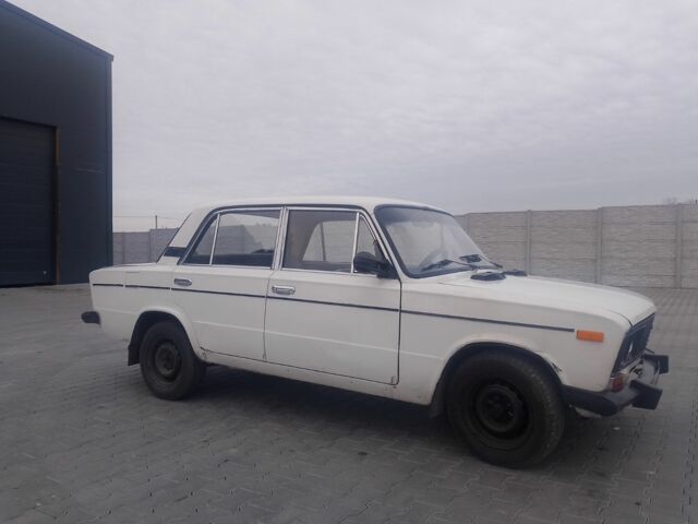 Белый ВАЗ 2106, объемом двигателя 1.5 л и пробегом 180 тыс. км за 592 $, фото 1 на Automoto.ua