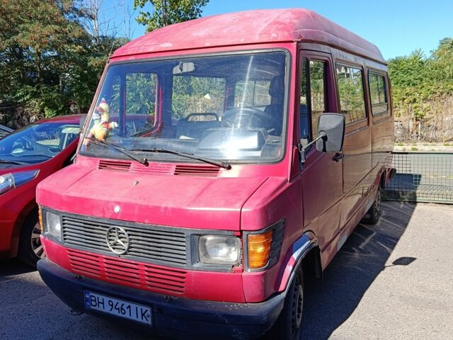 Белый ВАЗ 2106, объемом двигателя 1.45 л и пробегом 400 тыс. км за 600 $, фото 1 на Automoto.ua