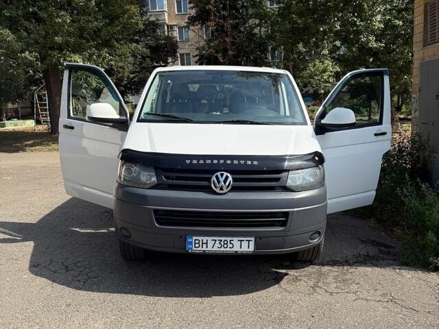 Белый ВАЗ 2106, объемом двигателя 1.5 л и пробегом 200 тыс. км за 560 $, фото 1 на Automoto.ua