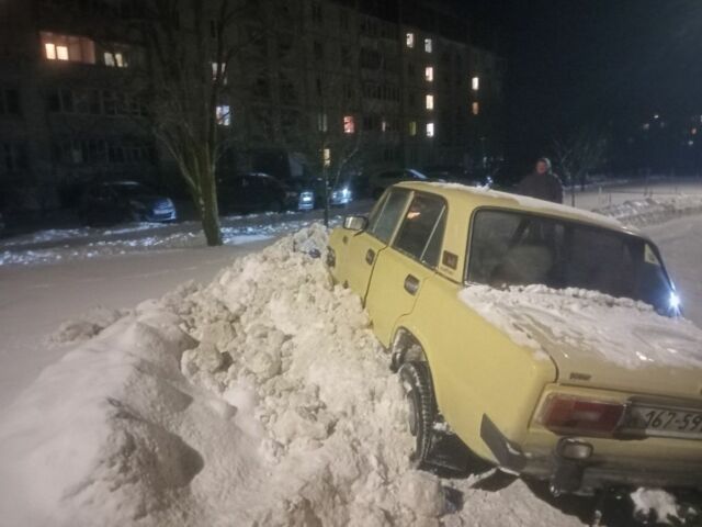 Бежевый ВАЗ 2106, объемом двигателя 0 л и пробегом 333 тыс. км за 158 $, фото 1 на Automoto.ua