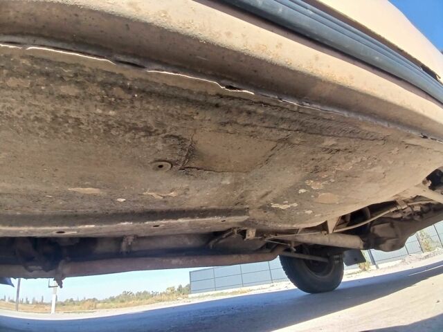 ВАЗ 2106 1987 в Новом Буге на Automoto.ua Бежевый ВАЗ 2106, объемом двигателя 1.5 л и пробегом 80 тыс. км за 600 $, фото 1 на Automoto.ua
