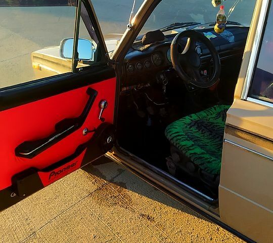 Бежевый ВАЗ 2106, объемом двигателя 1.3 л и пробегом 87 тыс. км за 1000 $, фото 1 на Automoto.ua