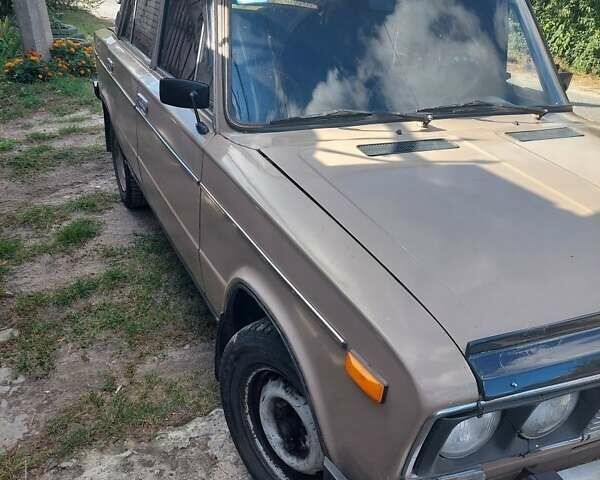 Бежевий ВАЗ 2106, об'ємом двигуна 1.5 л та пробігом 999 тис. км за 900 $, фото 1 на Automoto.ua