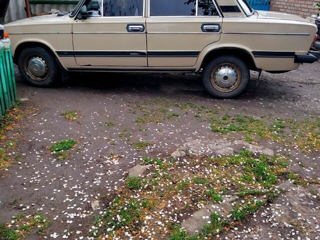 Бежевый ВАЗ 2106, объемом двигателя 1.5 л и пробегом 200 тыс. км за 1000 $, фото 1 на Automoto.ua