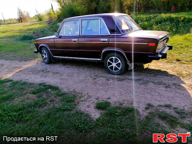 Коричневий ВАЗ 2106, об'ємом двигуна 1.3 л та пробігом 300 тис. км за 900 $, фото 1 на Automoto.ua
