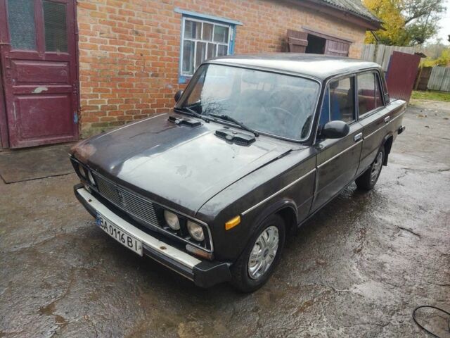 Коричневый ВАЗ 2106, объемом двигателя 1.5 л и пробегом 320 тыс. км за 429 $, фото 1 на Automoto.ua