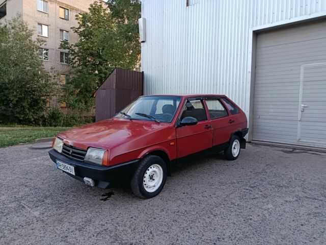 Красный ВАЗ 2106, объемом двигателя 1.3 л и пробегом 7 тыс. км за 673 $, фото 1 на Automoto.ua