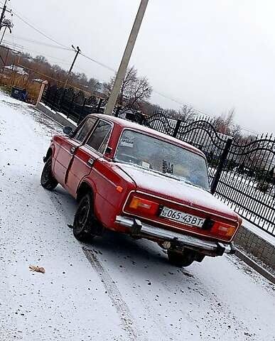 Красный ВАЗ 2106, объемом двигателя 1.3 л и пробегом 150 тыс. км за 700 $, фото 1 на Automoto.ua