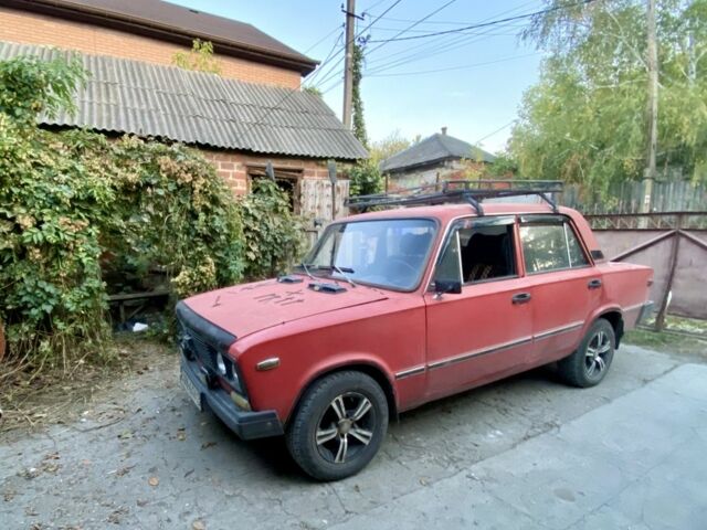 Красный ВАЗ 2106, объемом двигателя 1.3 л и пробегом 300 тыс. км за 400 $, фото 1 на Automoto.ua