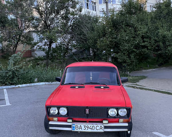Красный ВАЗ 2106, объемом двигателя 1.5 л и пробегом 300 тыс. км за 1020 $, фото 1 на Automoto.ua