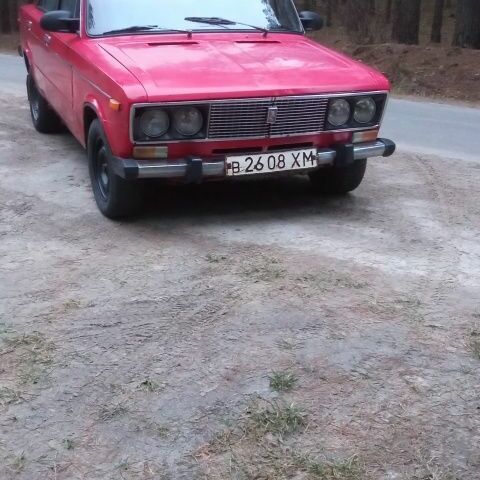 Красный ВАЗ 2106, объемом двигателя 1.3 л и пробегом 999 тыс. км за 400 $, фото 1 на Automoto.ua