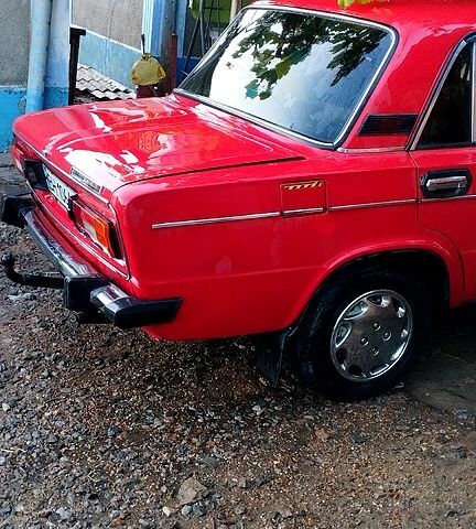 Красный ВАЗ 2106, объемом двигателя 1.3 л и пробегом 330 тыс. км за 800 $, фото 1 на Automoto.ua