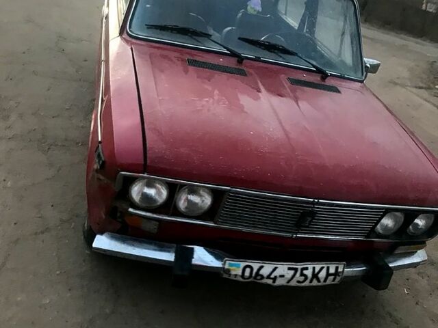 Красный ВАЗ 2106, объемом двигателя 18 л и пробегом 245 тыс. км за 600 $, фото 1 на Automoto.ua
