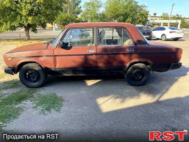 Красный ВАЗ 2106, объемом двигателя 1.6 л и пробегом 210 тыс. км за 700 $, фото 1 на Automoto.ua