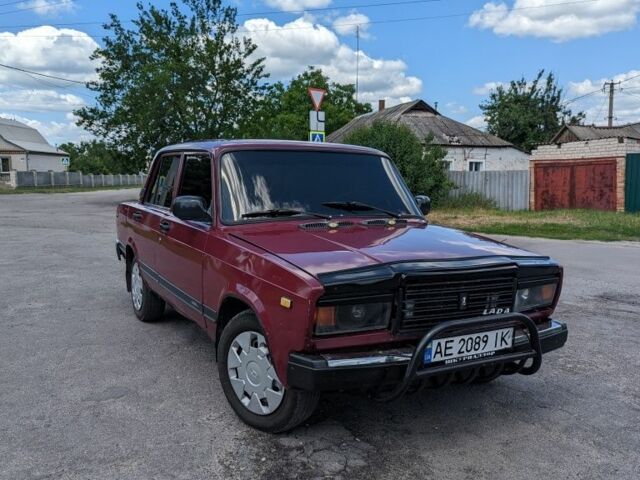 Красный ВАЗ 2106, объемом двигателя 1.5 л и пробегом 344 тыс. км за 1057 $, фото 1 на Automoto.ua
