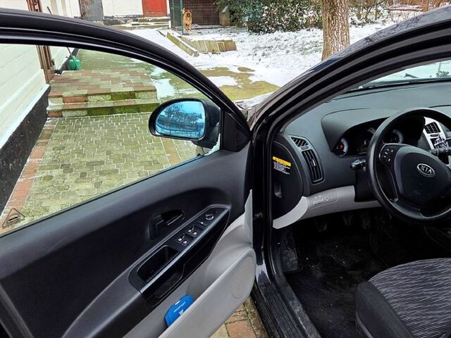 ВАЗ 2106, об'ємом двигуна 1.2 л та пробігом 25 тис. км за 500 $, фото 1 на Automoto.ua