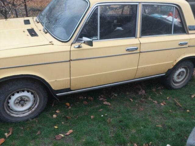 Жовтий ВАЗ 2106, об'ємом двигуна 1 л та пробігом 85 тис. км за 750 $, фото 1 на Automoto.ua