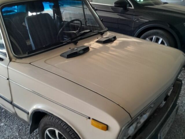 Желтый ВАЗ 2106, объемом двигателя 1.3 л и пробегом 220 тыс. км за 1001 $, фото 1 на Automoto.ua