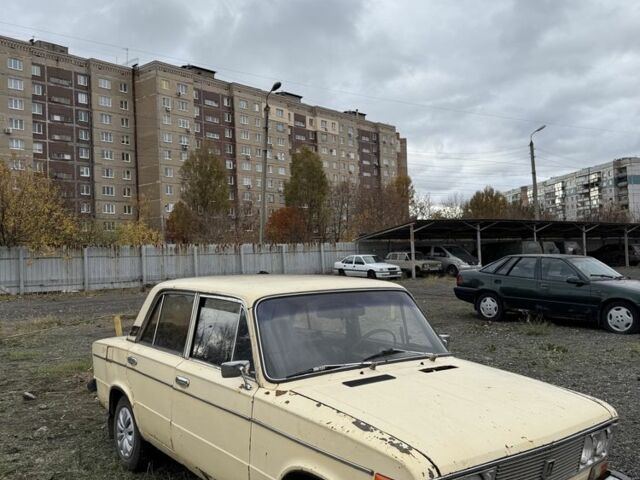 Желтый ВАЗ 2106, объемом двигателя 1.5 л и пробегом 173 тыс. км за 584 $, фото 1 на Automoto.ua