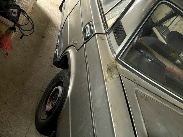 Серый ВАЗ 2106, объемом двигателя 1.6 л и пробегом 0 тыс. км за 250 $, фото 1 на Automoto.ua